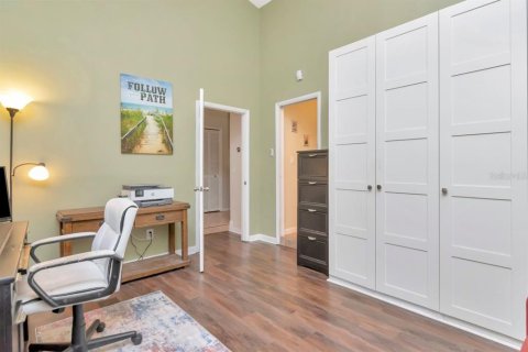 Casa en venta en Tampa, Florida, 4 dormitorios, 158.31 m2 № 1855757 - foto 16