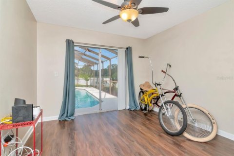 Casa en venta en Tampa, Florida, 4 dormitorios, 158.31 m2 № 1855757 - foto 17
