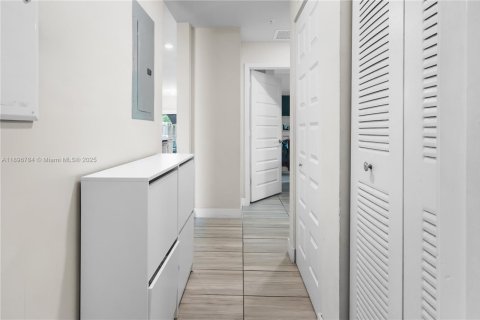 Copropriété à vendre à Doral, Floride: 3 chambres, 114.83 m2 № 1966203 - photo 13