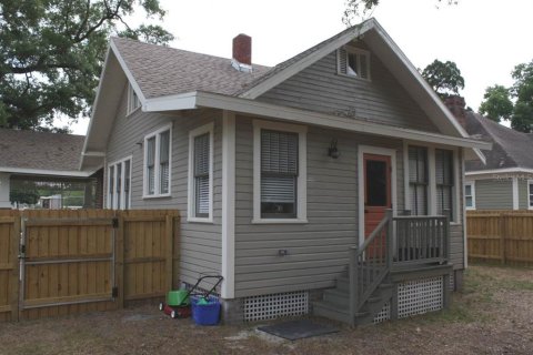 Снять в аренду виллу или дом в Тампа, Флорида 2 спальни, 185.9м2, № 2149544 - фото 4