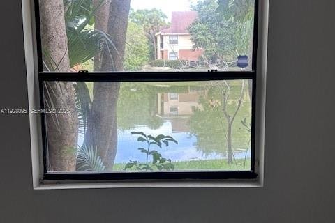 Condominio en alquiler en Sunrise, Florida, 1 dormitorio, 70.05 m2 № 1988272 - foto 10