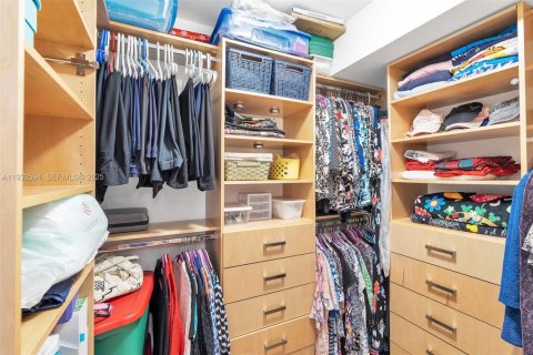 Condo in Fort Lauderdale, Florida, 2 bedrooms  № 1991764 - photo 20