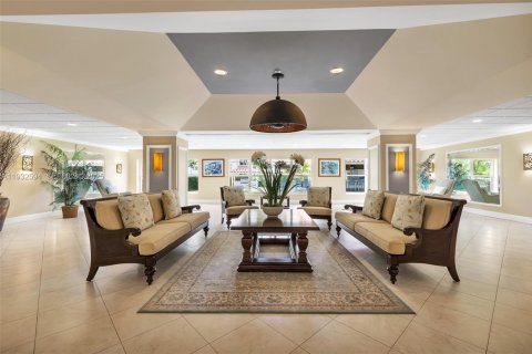 Condo in Fort Lauderdale, Florida, 2 bedrooms  № 1991764 - photo 27