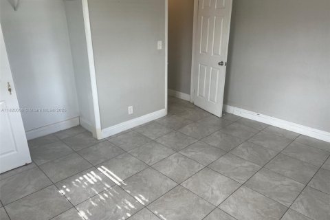 Villa ou maison à vendre à Fort Lauderdale, Floride: 3 chambres, 154.96 m2 № 1782104 - photo 6
