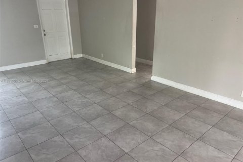 Villa ou maison à vendre à Fort Lauderdale, Floride: 3 chambres, 154.96 m2 № 1782104 - photo 4