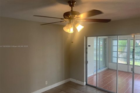 Villa ou maison à vendre à Fort Lauderdale, Floride: 3 chambres, 154.96 m2 № 1782104 - photo 8