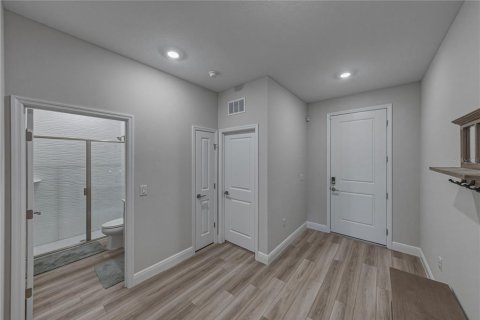 House in Riverview, Florida 4 bedrooms, 212.28 sq.m. № 2102490 - photo 9
