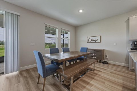 House in Riverview, Florida 4 bedrooms, 212.28 sq.m. № 2102490 - photo 5