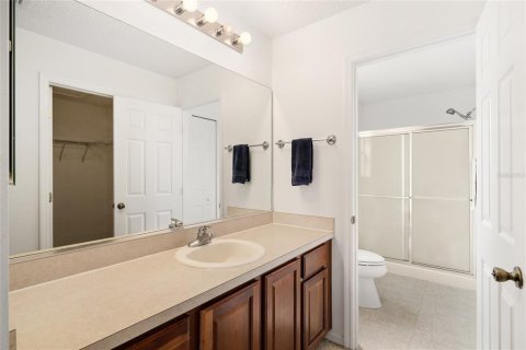 House in The Villages, Florida 2 bedrooms, 106.09 sq.m. № 1899176 - photo 18