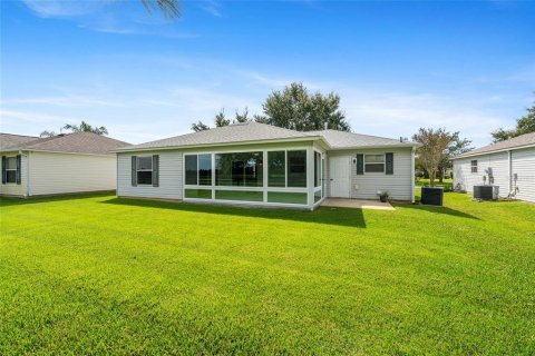 House in The Villages, Florida 2 bedrooms, 106.09 sq.m. № 1899176 - photo 29