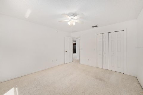 House in The Villages, Florida 2 bedrooms, 106.09 sq.m. № 1899176 - photo 22