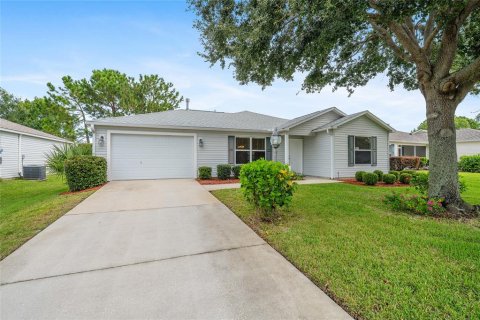 House in The Villages, Florida 2 bedrooms, 106.09 sq.m. № 1899176 - photo 2