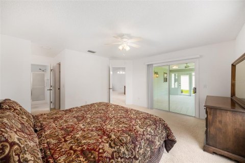 House in The Villages, Florida 2 bedrooms, 106.09 sq.m. № 1899176 - photo 16