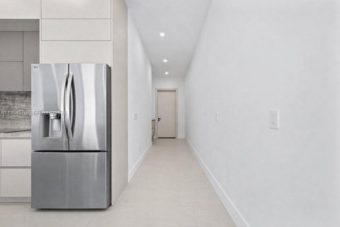 Купить таунхаус в Форт-Лодердейл, Флорида 3 спальни, № 2026030 - фото 12