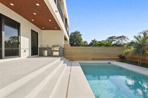 Купить таунхаус в Форт-Лодердейл, Флорида 3 спальни, № 2026030 - фото 27