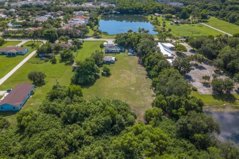 House in Naples, Florida 3 bedrooms, 129.69 sq.m. № 1754504 - photo 7
