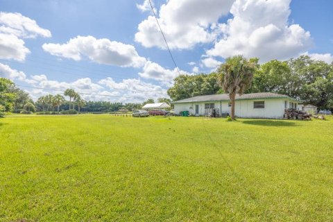 House in Naples, Florida 3 bedrooms, 129.69 sq.m. № 1754504 - photo 2