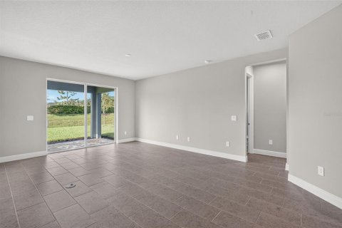 Villa ou maison à vendre à Parrish, Floride: 3 chambres, 175.96 m2 № 2329964 - photo 12