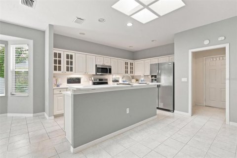 House in Summerfield, Florida 2 bedrooms, 197.05 sq.m. № 2308055 - photo 16
