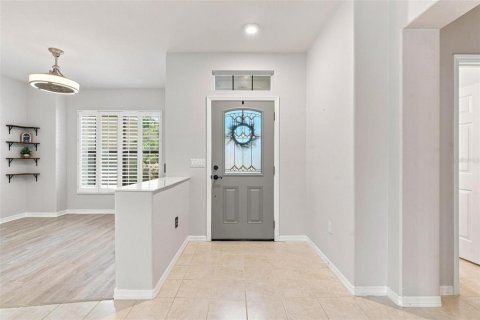 House in Summerfield, Florida 2 bedrooms, 197.05 sq.m. № 2308055 - photo 8