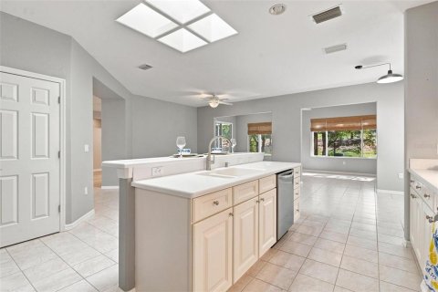 House in Summerfield, Florida 2 bedrooms, 197.05 sq.m. № 2308055 - photo 20