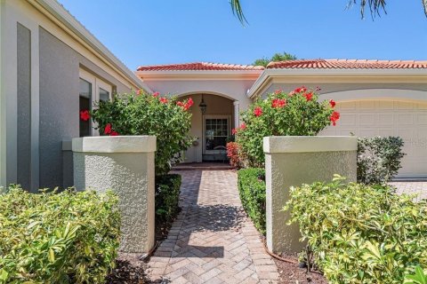 House in Vero Beach, Florida 3 bedrooms, 186.08 sq.m. № 1905181 - photo 4