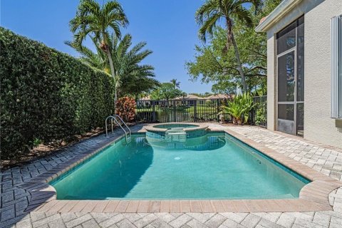 House in Vero Beach, Florida 3 bedrooms, 186.08 sq.m. № 1905181 - photo 12