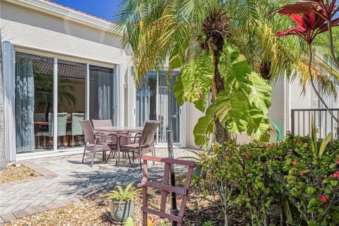 House in Vero Beach, Florida 3 bedrooms, 186.08 sq.m. № 1905181 - photo 27