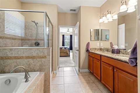 Villa ou maison à vendre à Tampa, Floride: 4 chambres, 264.03 m2 № 1651762 - photo 20