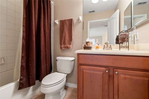 Villa ou maison à vendre à Tampa, Floride: 4 chambres, 264.03 m2 № 1651762 - photo 26