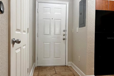 Condo in Orlando, Florida, 1 bedroom  № 2377831 - photo 2