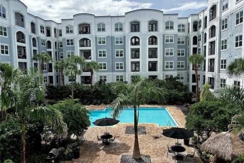Condo in Orlando, Florida, 1 bedroom  № 2377831 - photo 10