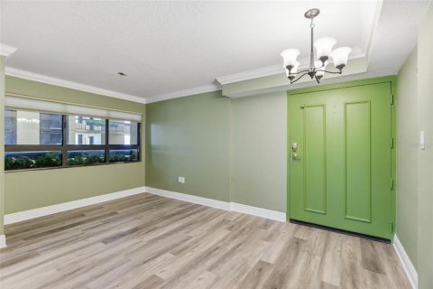 Copropriété à vendre à Tampa, Floride: 2 chambres, 141.21 m2 № 2224769 - photo 10
