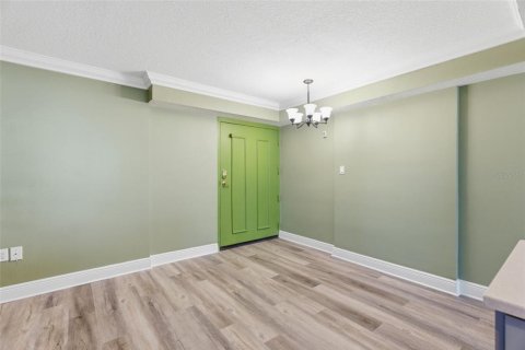 Copropriété à vendre à Tampa, Floride: 2 chambres, 141.21 m2 № 2224769 - photo 9
