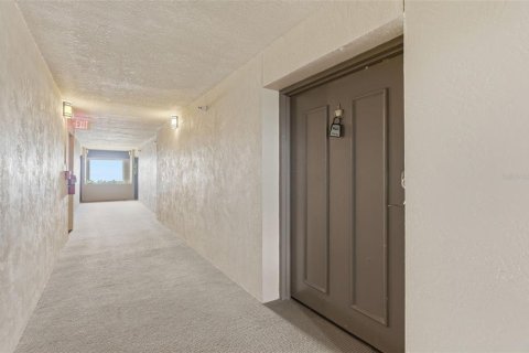 Copropriété à vendre à Tampa, Floride: 2 chambres, 141.21 m2 № 2224769 - photo 7