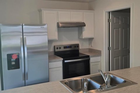 Casa en venta en Poinciana, Florida, 3 dormitorios, 98.48 m2 № 1839859 - foto 2
