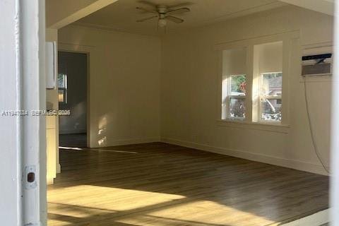 Villa ou maison à Miami, Floride 2 chambres, 64.94 m2 № 2003645