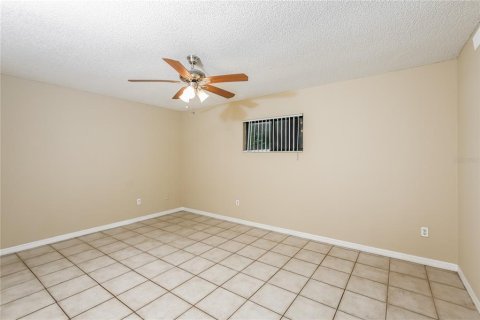 Casa en alquiler en Deltona, Florida, 3 dormitorios, 125.7 m2 № 1843780 - foto 9