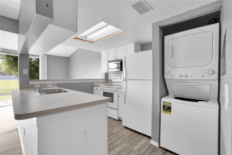 Adosado en alquiler en Davenport, Florida, 3 dormitorios, 126.72 m2 № 1514200 - foto 2