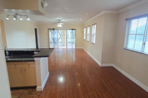 Copropriété à louer à Miramar, Floride: 2 chambres, 111.95 m2 № 2043029 - photo 12