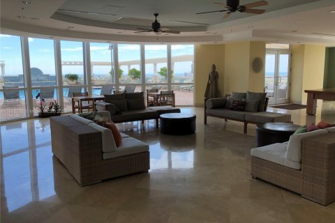 Condominio en venta en Fort Lauderdale, Florida, 2 dormitorios, 114.55 m2 № 1890968 - foto 28