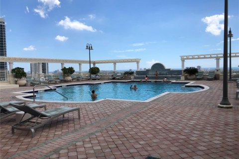 Condominio en venta en Fort Lauderdale, Florida, 2 dormitorios, 114.55 m2 № 1890968 - foto 29