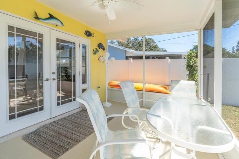 Villa ou maison à vendre à Clearwater, Floride: 2 chambres, 95.78 m2 № 2435213 - photo 26