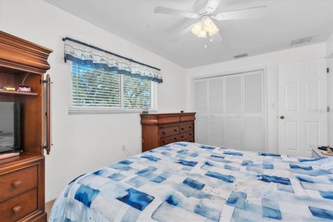 Villa ou maison à vendre à Clearwater, Floride: 2 chambres, 95.78 m2 № 2435213 - photo 12