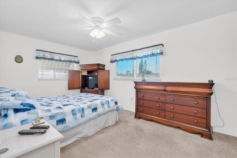 Villa ou maison à vendre à Clearwater, Floride: 2 chambres, 95.78 m2 № 2435213 - photo 13