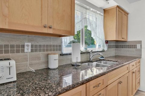 Villa ou maison à vendre à Clearwater, Floride: 2 chambres, 95.78 m2 № 2435213 - photo 20