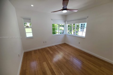 Appartement à louer à Miami Beach, Floride: 2 chambres, 69.68 m2 № 2154908 - photo 28