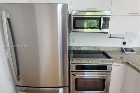 Appartement à louer à Miami Beach, Floride: 2 chambres, 69.68 m2 № 2154908 - photo 20
