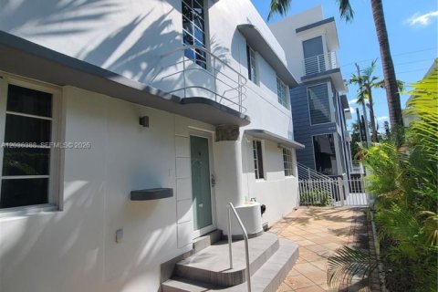Appartement à louer à Miami Beach, Floride: 2 chambres, 69.68 m2 № 2154908 - photo 6