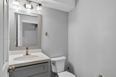 Купить виллу или дом в Купер-Сити, Флорида 3 спальни, 193.61м2, № 1954717 - фото 15